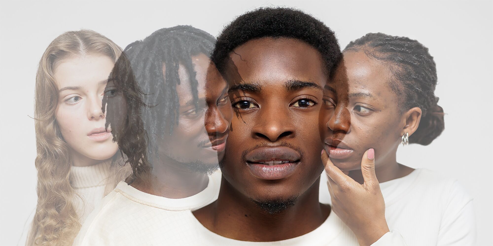 Foto: Yannick Thedens Hier sieht man die vier Darsteller:innen des Stücks "Was wir erben" im Portrait. Sie werfen sich fragende, verwirrte und verträumte Blicke zu.